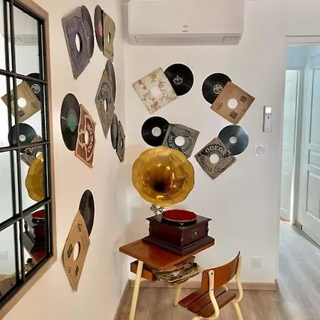 Hébergement de vacances * Maison Chez J&j - Cité Médiévale * Carcassonne