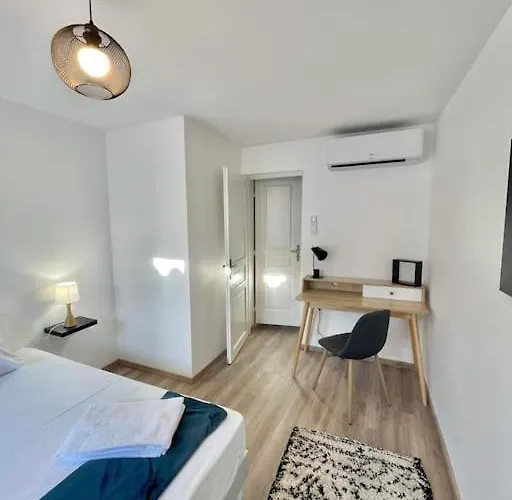 度假居 * Maison Chez J&j - Cite Medievale * *